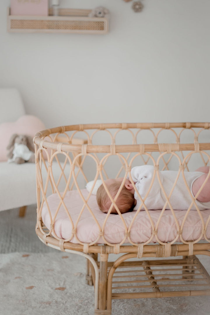 Bambella Waterproof Bassinet Sheet | Lullaby Pink