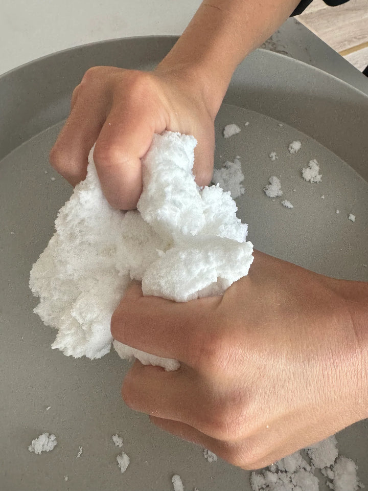 Jellystone Sensory Play Snow