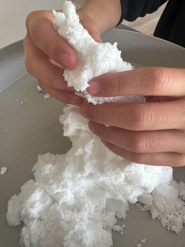 Jellystone Sensory Play Snow