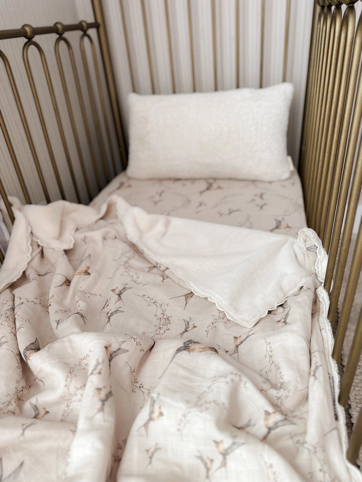 Pop Ya Tot Organic Nightingale Fur Lined Cot Blanket