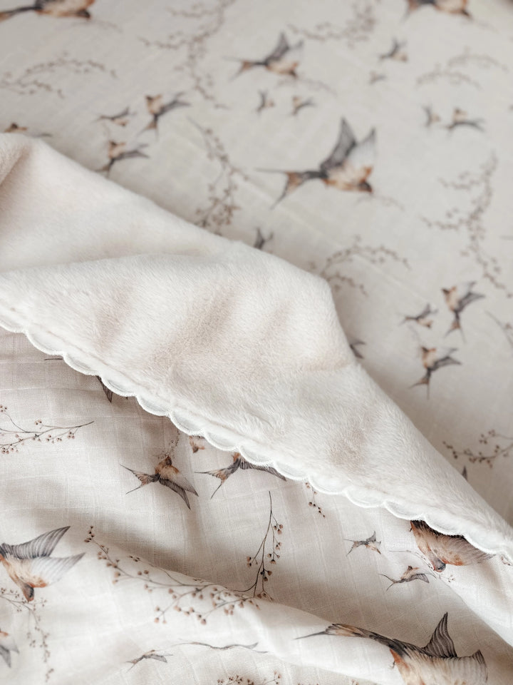 Pop Ya Tot Organic Nightingale Fur Lined Cot Blanket