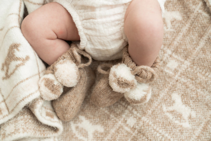 Pop Ya Tot Organic Cotton Pom Pom Booties - Latte
