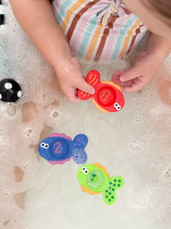 Catch & Count Net Bath Play Set