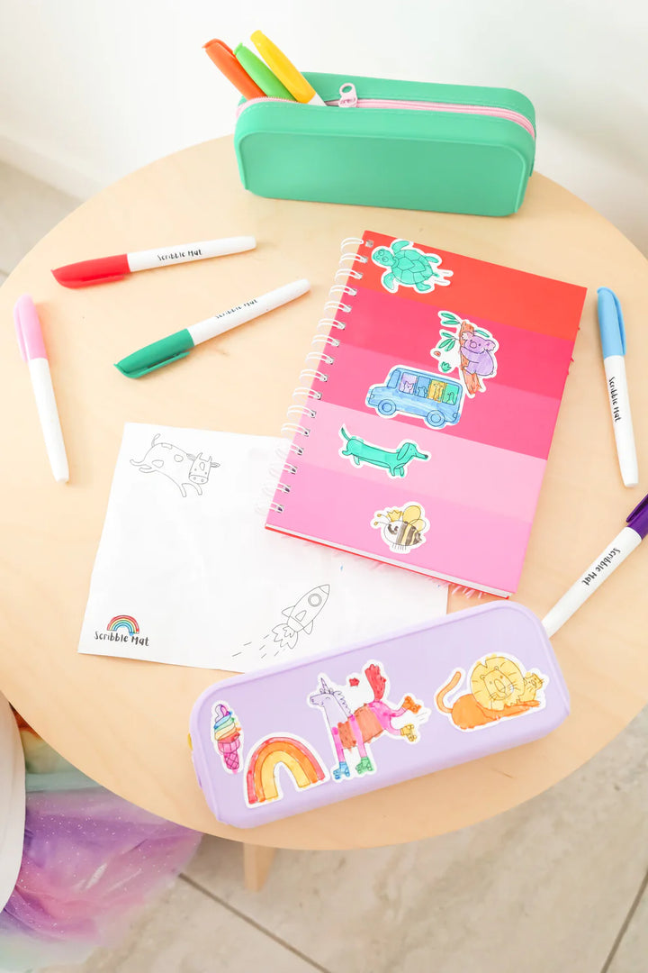Scribble Mat 12 Washable Pens & Felt Pencil Case
