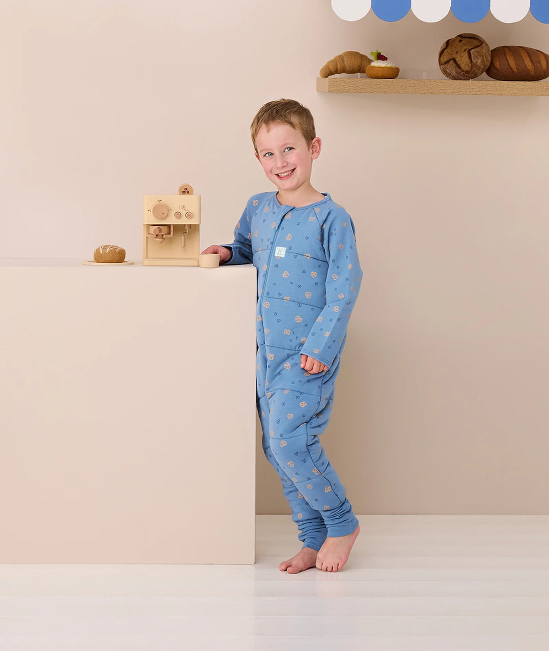 ergoPouch Sleep Onesie TOG 2.5 - Petite Pretzel