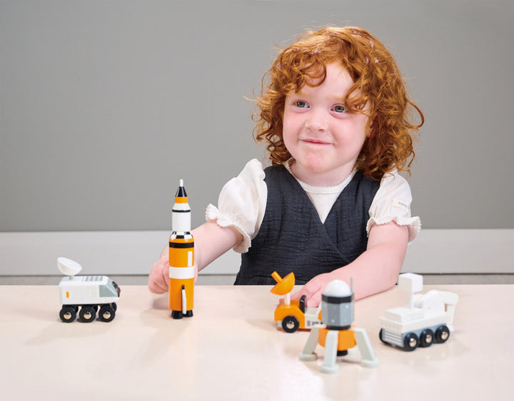 Wooden Space Voyager Set