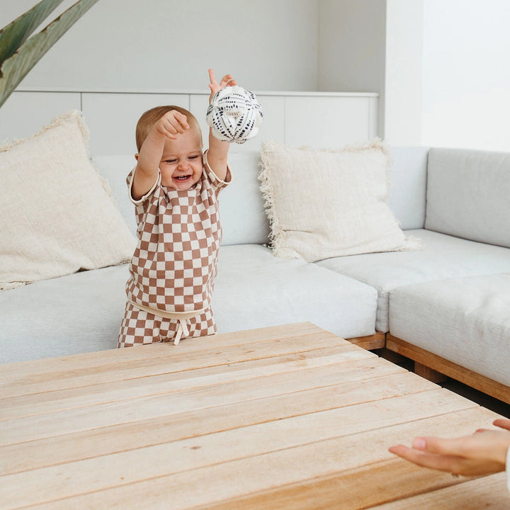 Totli Organic High-Contrast Sensory Ball