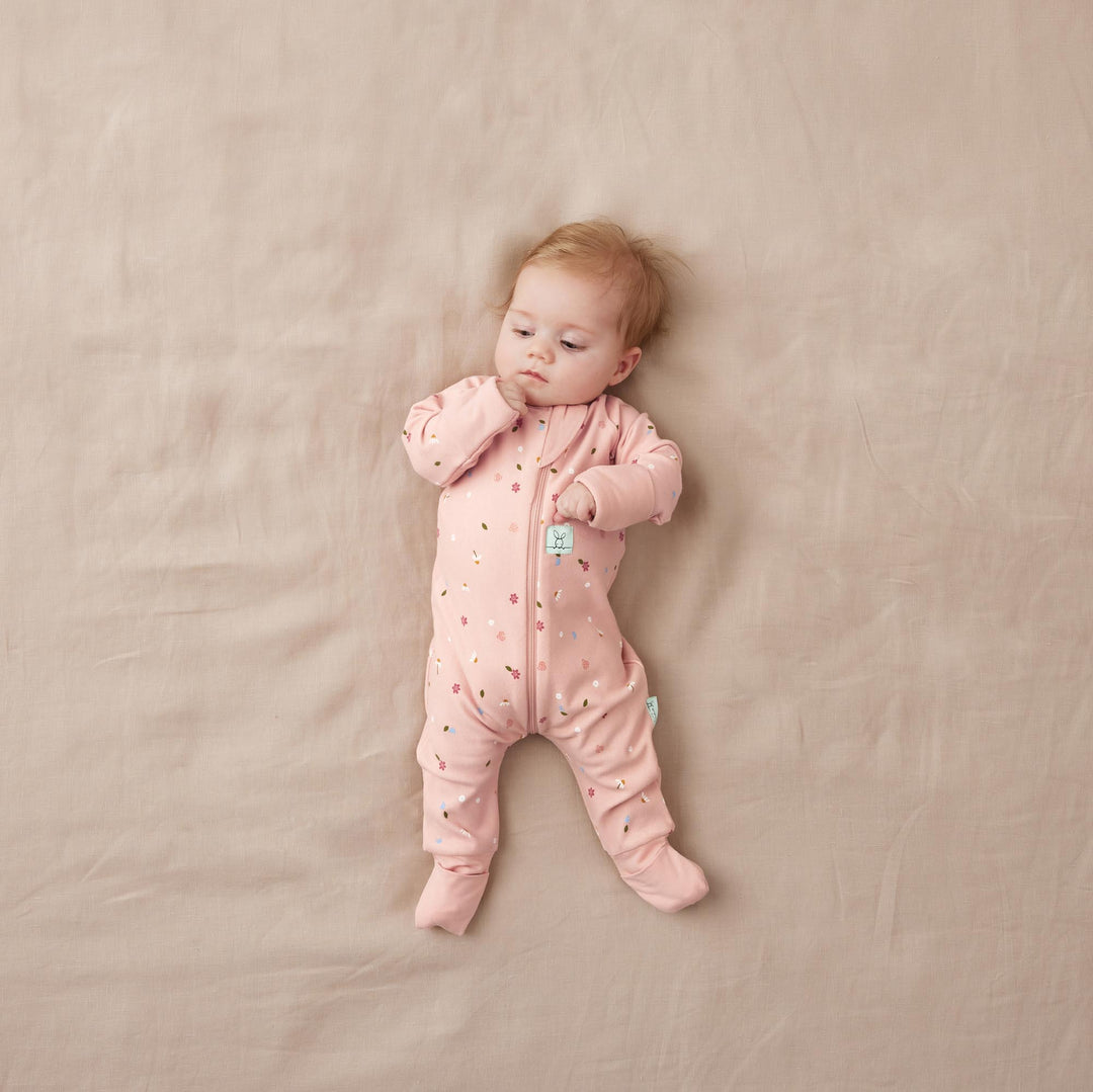 ergoPouch Layer | Long Sleeve Zip Bodysuit 0.2 TOG - Daisies