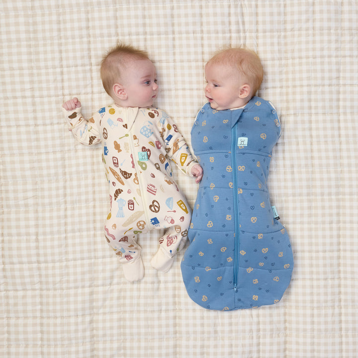 ergoPouch Cocoon Zip Swaddle Bag 2.5 TOG - Petite Pretzel