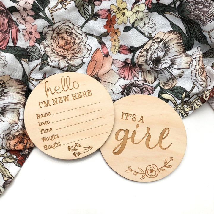 Assorted Timber Baby Milestone Announcement Plaques