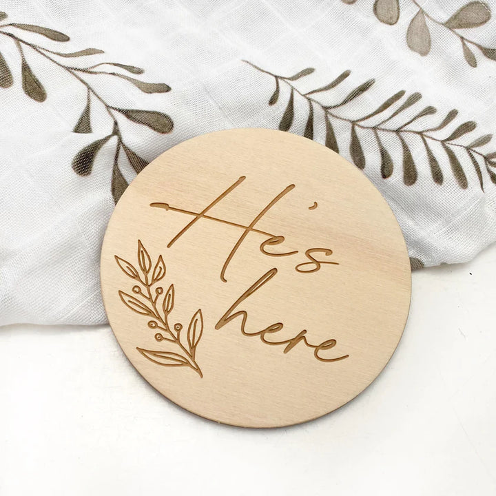 Signature Series Timber Baby Milestone Announcement Plaques