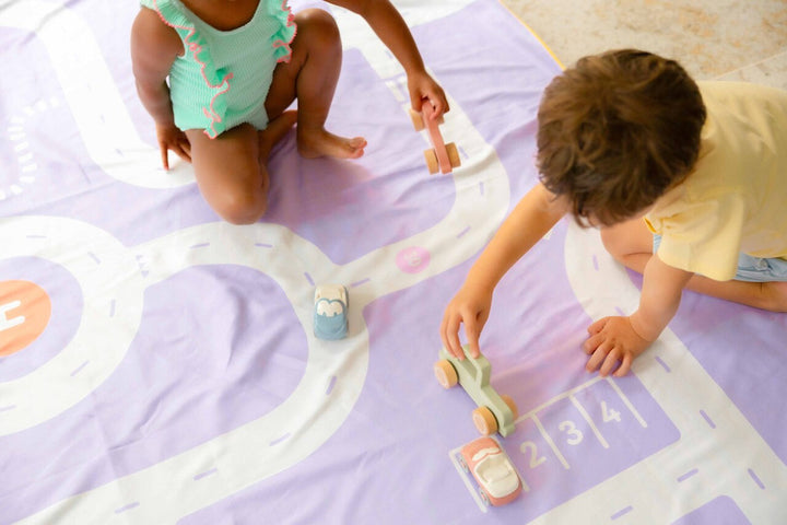 Quut Play Towel - Road & Lavender Stripe