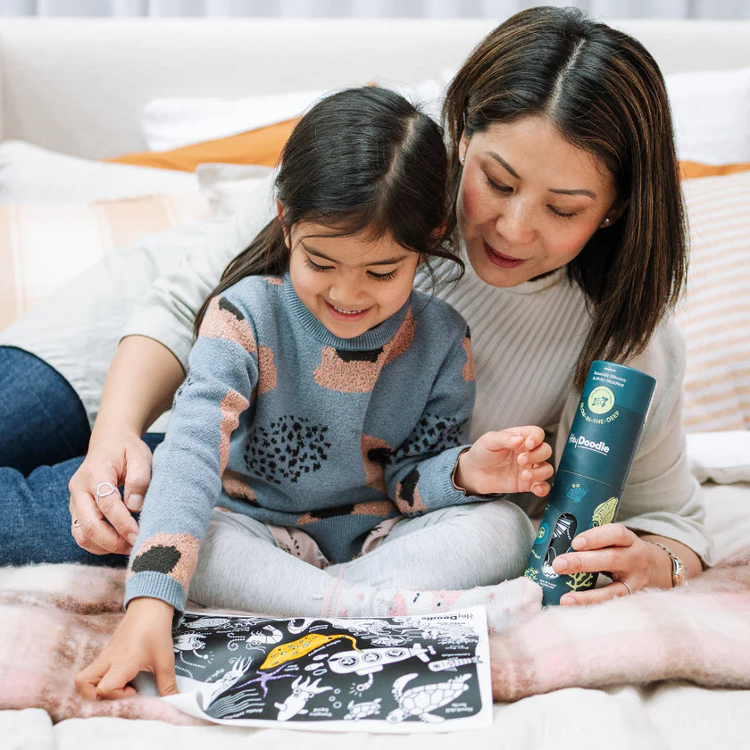 Mini Colouring & Doodle Mat - Glow-in-the-Deep