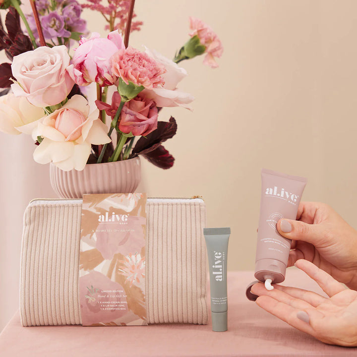 al.ive body A Moment To Bloom Hand & Lip Gift Set