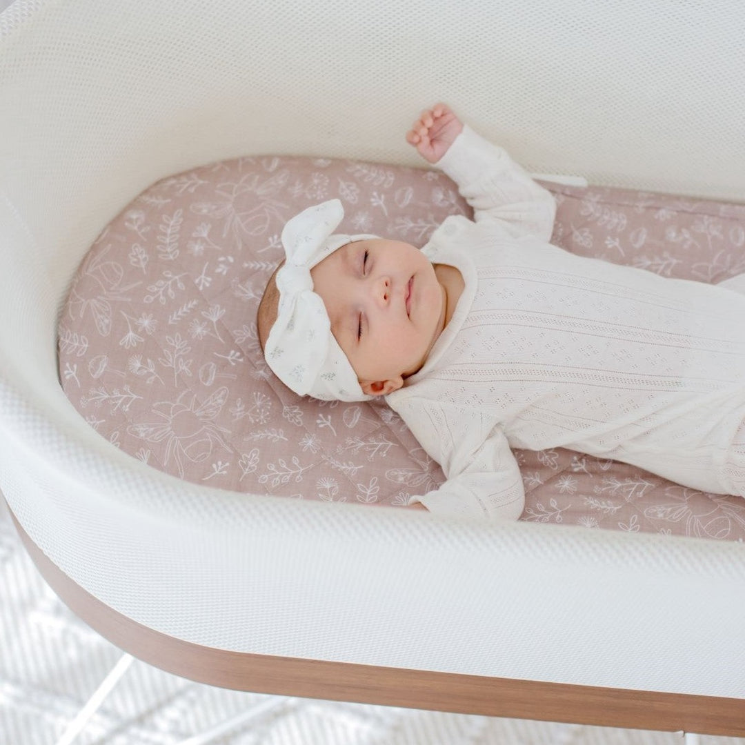 Bambella Designs Waterproof Moses Bassinet Sheet | Bee Kind