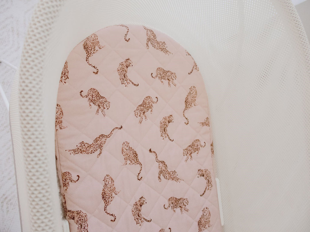 Bambella Waterproof Moses Bassinet Sheet | Queen of the Jungle