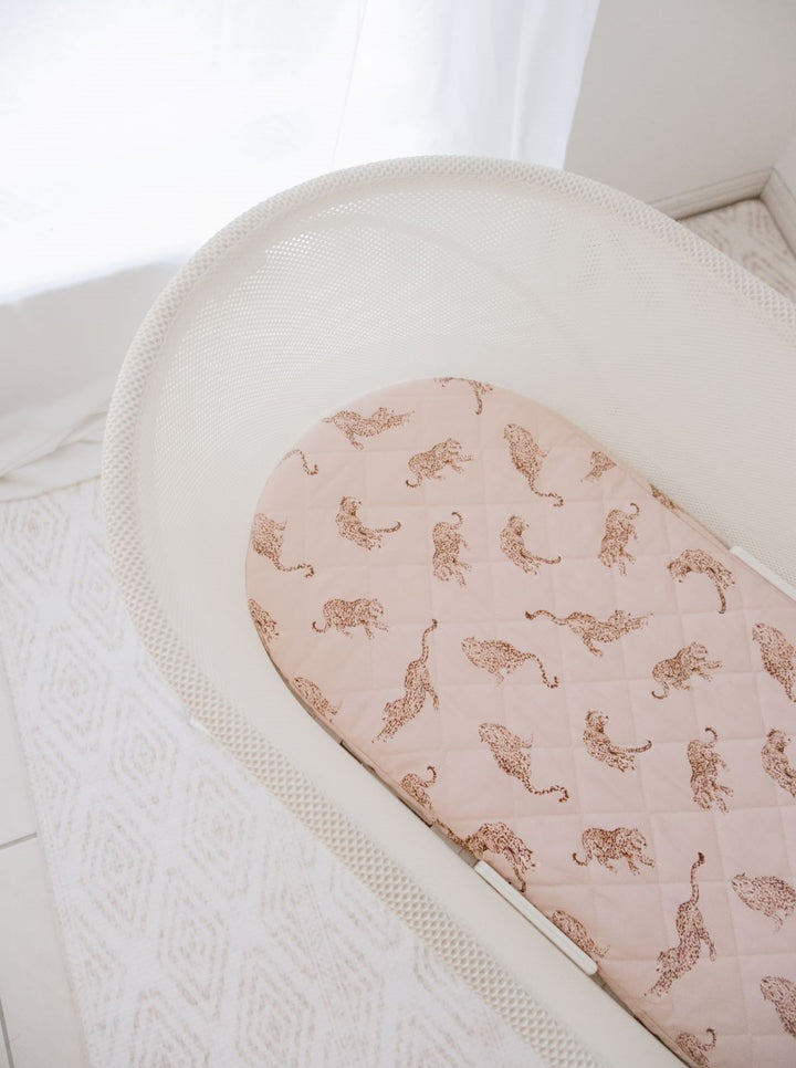 Bambella Waterproof Moses Bassinet Sheet | Queen of the Jungle