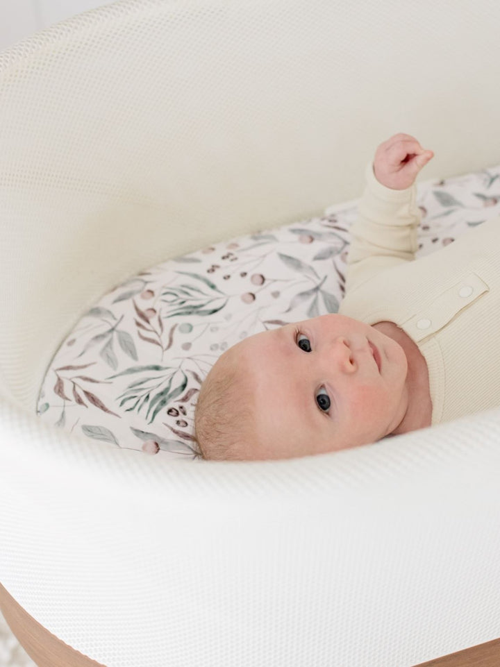 Bambella Waterproof Moses Bassinet Sheet | Botanical