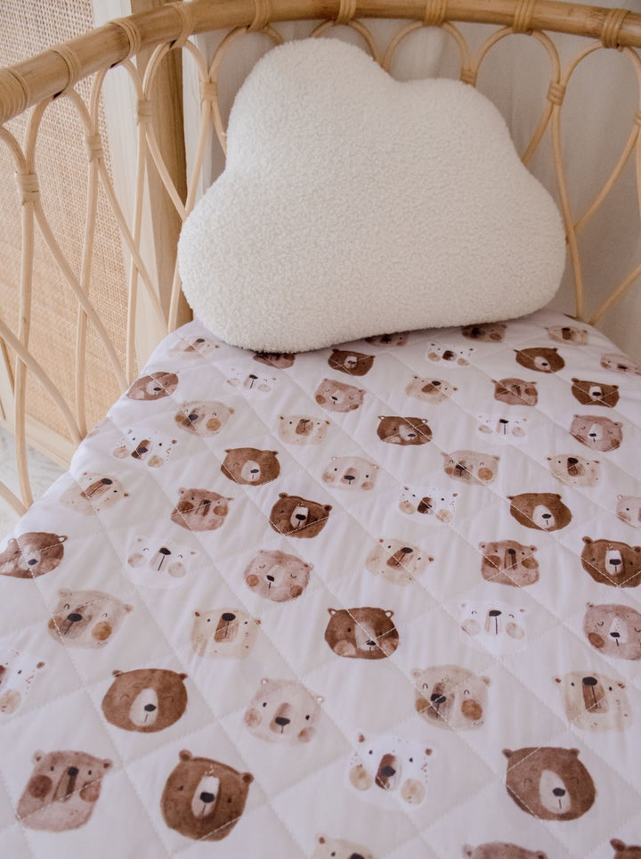 Bambella Waterproof Bassinet Sheet | Bear in There