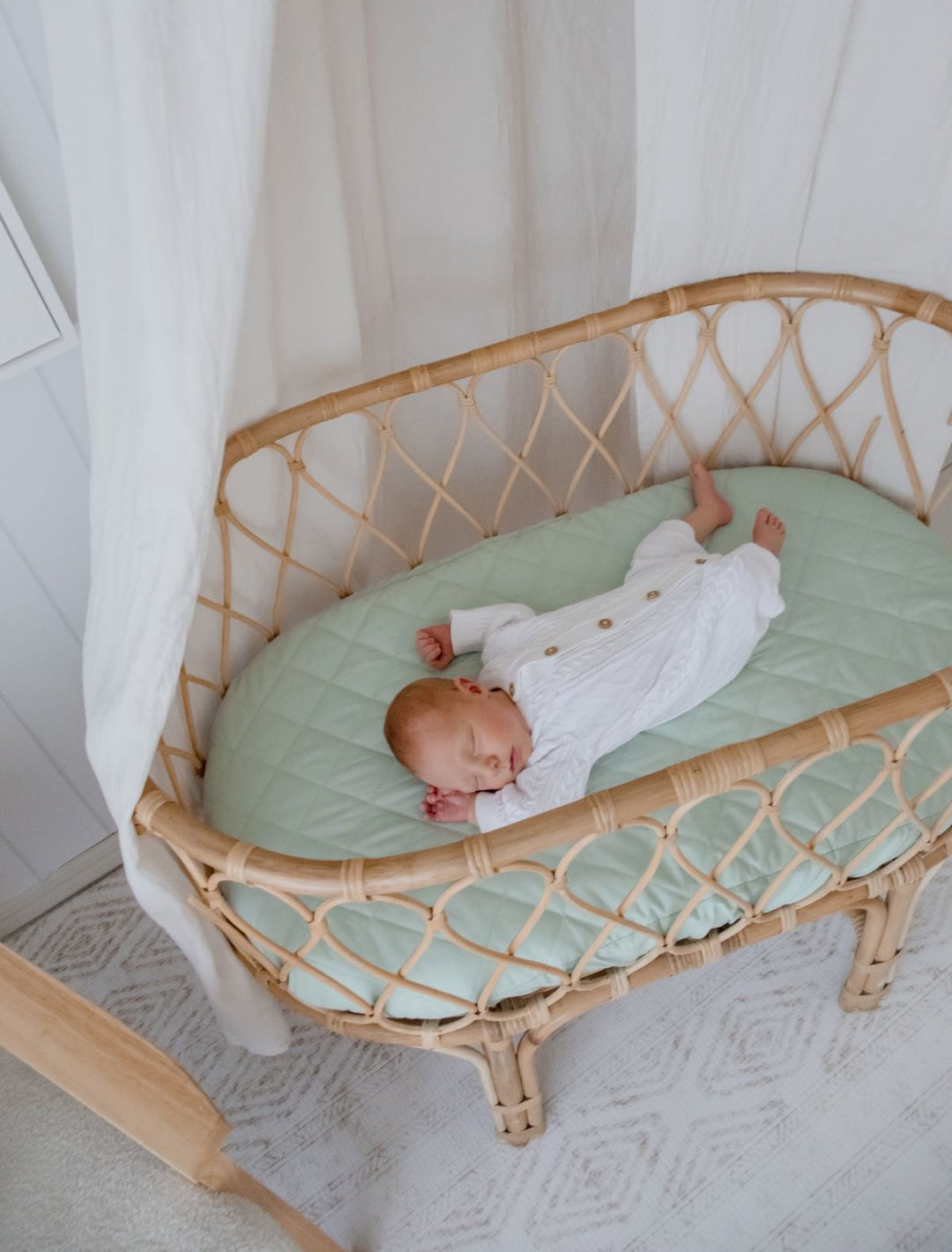 Bambella Waterproof Bassinet Sheet | Fern