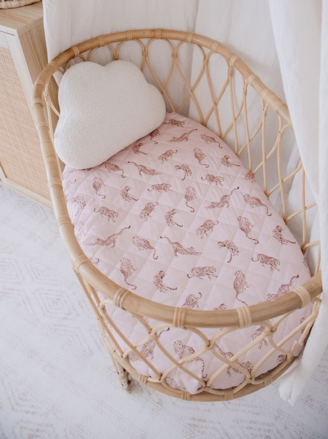 Bambella Waterproof Bassinet Sheet | Queen of the Jungle