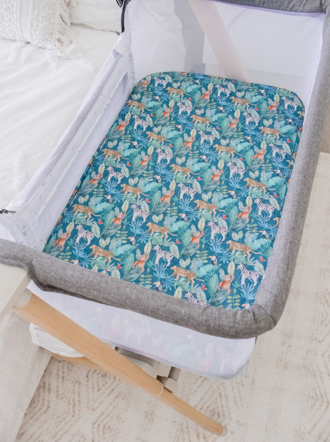 Bambella Co-Sleeper Fitted Waterproof Sheet | Jungle Palms