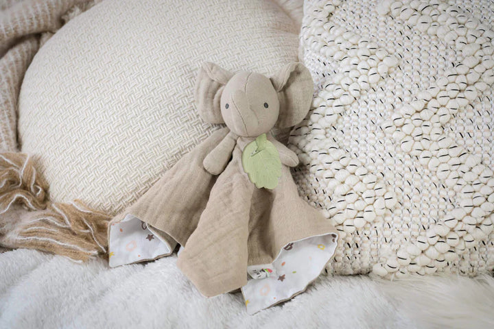 Tikiri Organic Comforter with Rubber Teether - Elephant