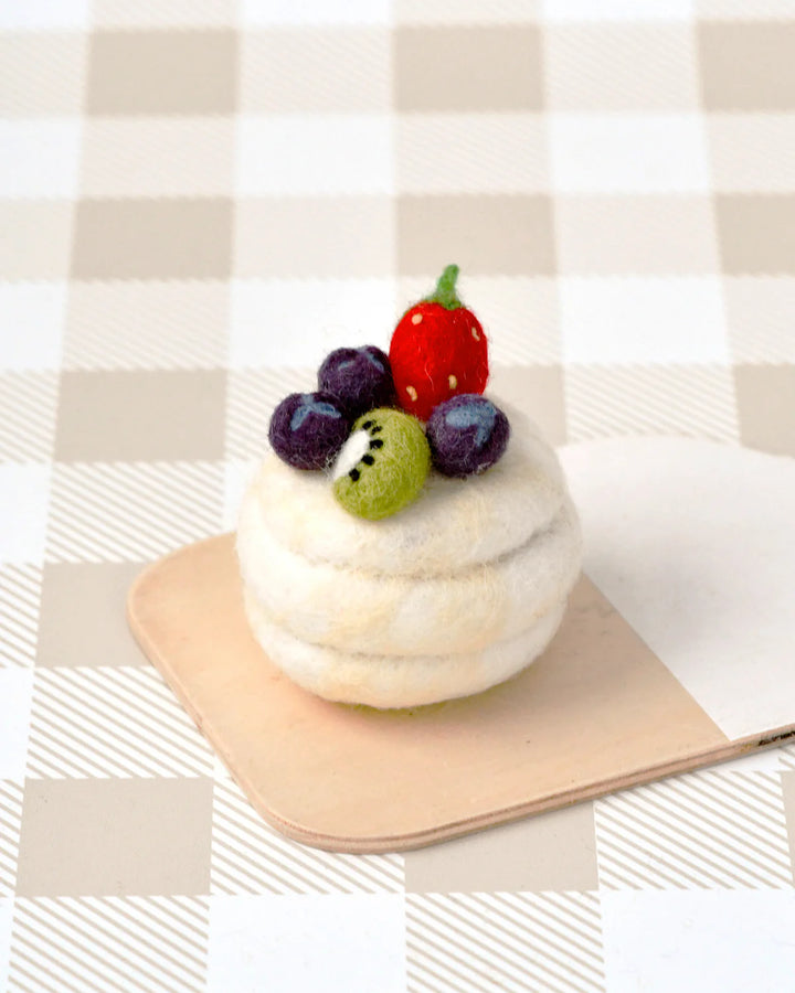 Felt Pavlova Meringue Dessert | Play Food