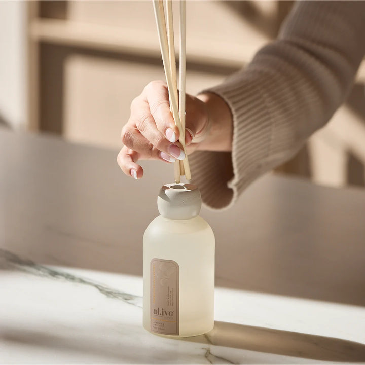 al.ive Reed Diffuser - Apricot & Sweet Fig