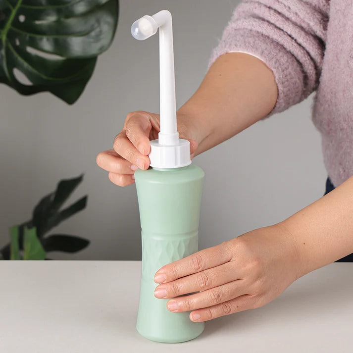 Haakaa Postpartum PeriCleanse Bottle