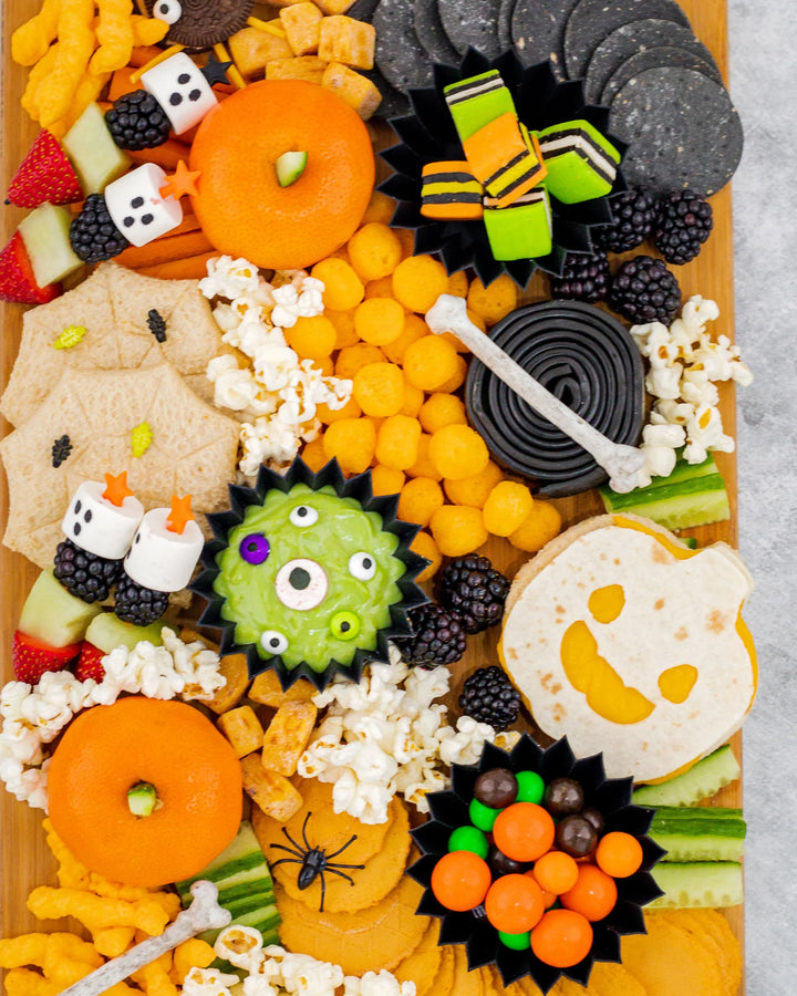 Lunch Punch Halloween Cutter & Bento Set