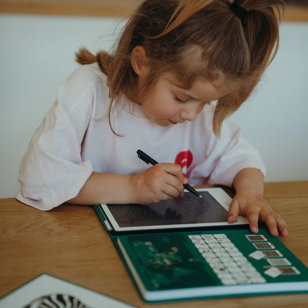 Kidydraw Mini LCD Drawing Tablet - Animals of the World