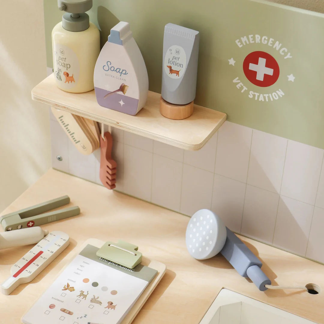 Little Dutch Wooden Play Veterinary Set