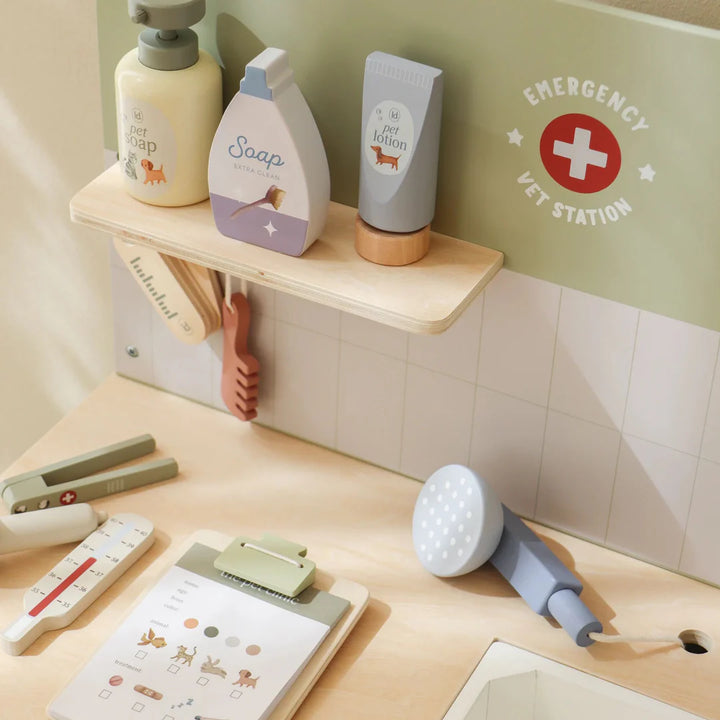 Little Dutch Wooden Play Veterinary Set