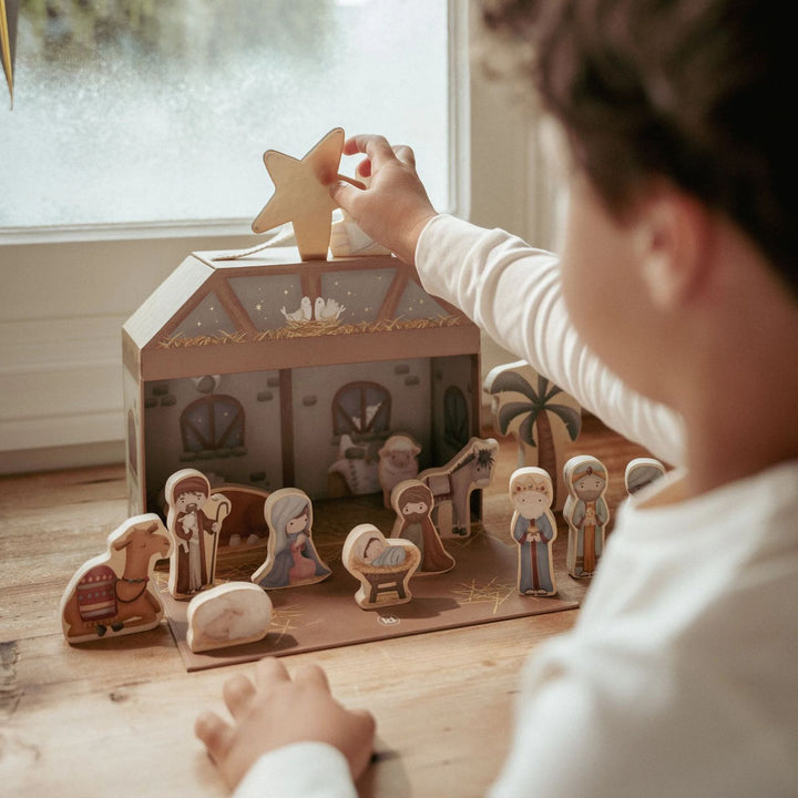 Little Dutch Portable Nativity Play Box