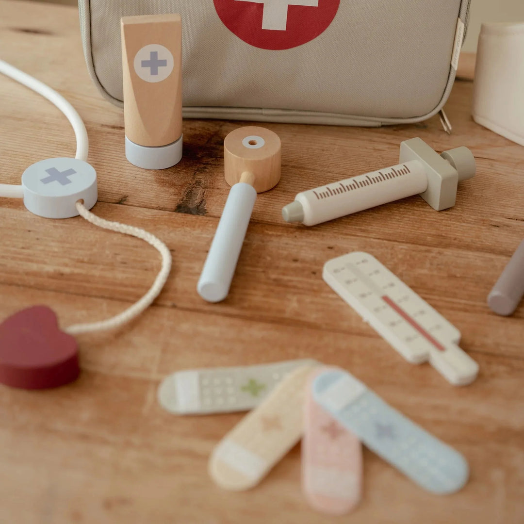 Little Dutch Wooden Doctor Set