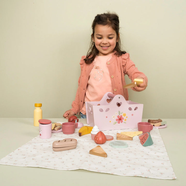 Little Dutch Wooden Picnic Play Set