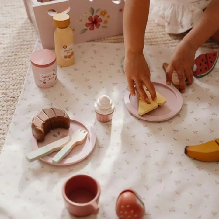 Little Dutch Wooden Picnic Play Set
