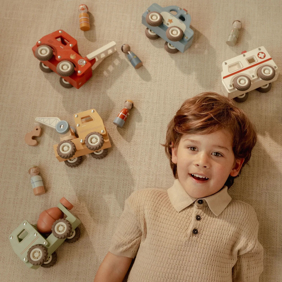 Little Dutch Wooden Crane Truck