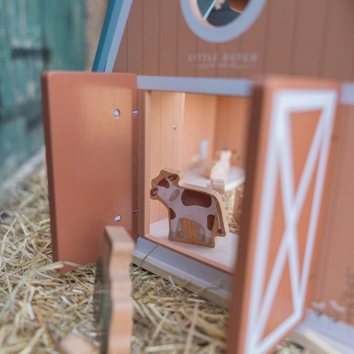 Little Farm Wooden Portable Farmhouse Set