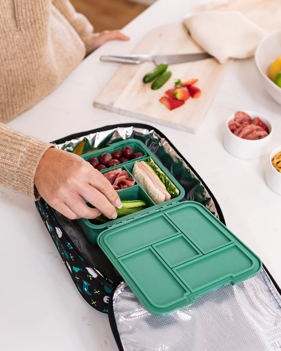 Montiico Large Insulated Lunch Bag Game On The Thrifty Mumma
