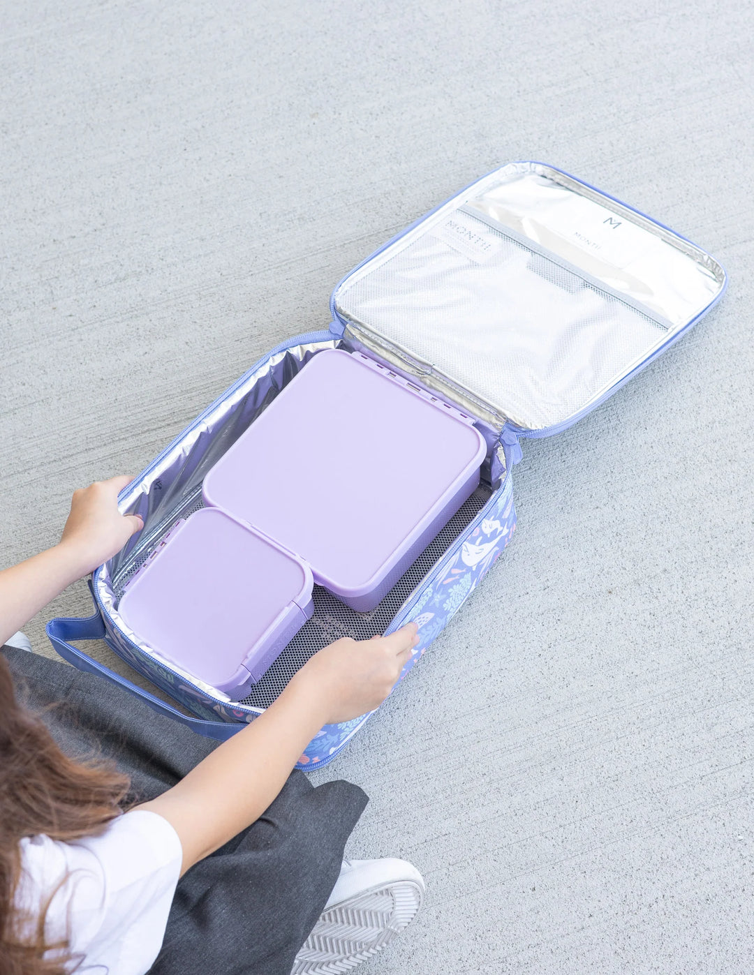 NEW Montiico Large Insulated Lunch Bag - Dolphin Dreams