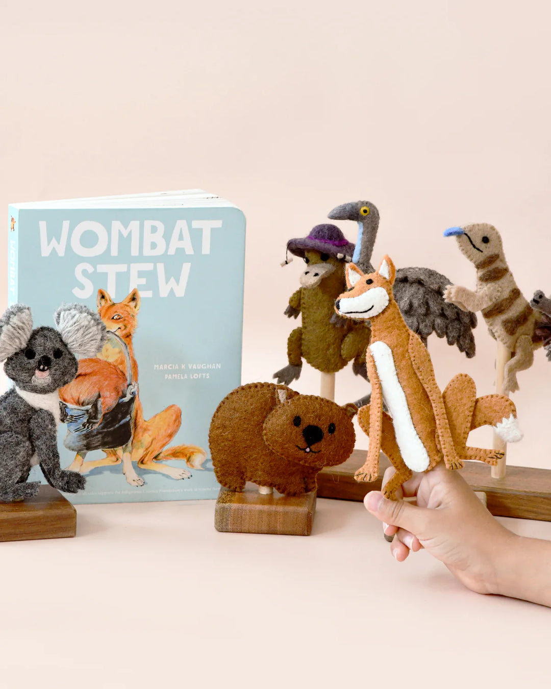 NEW Wombat Stew 8 Piece Finger Puppet Set