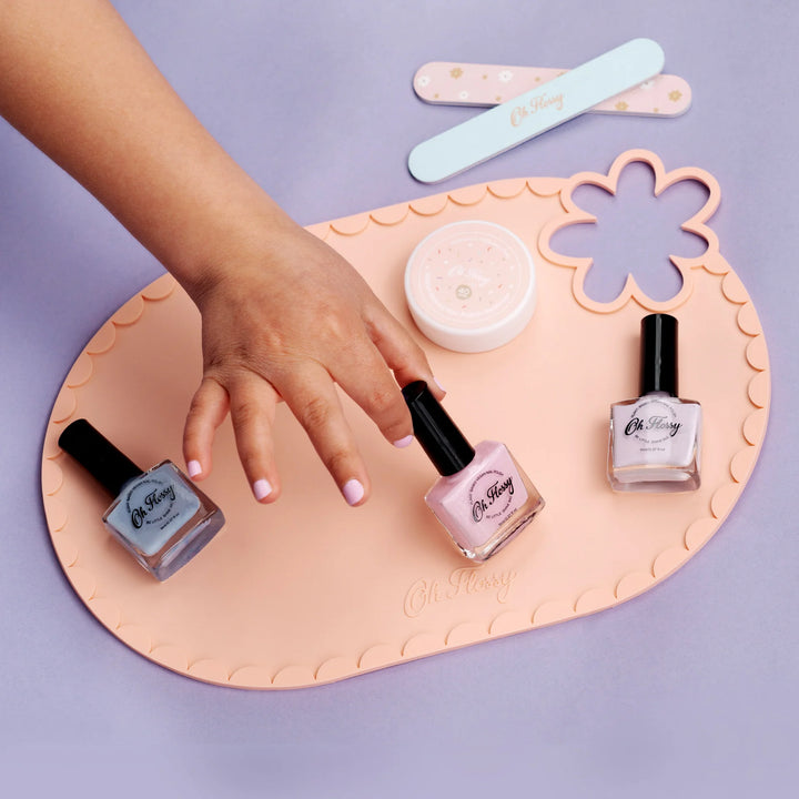 Oh Flossy Mess Free Nail Painting Mat
