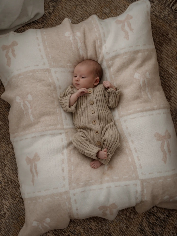 Pop Ya Tot Organic Bow Peep Knit Blanket