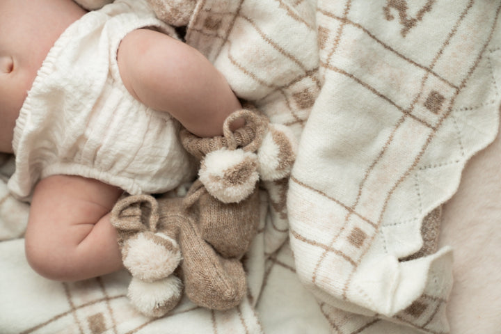 Pop Ya Tot Organic Cotton Pom Pom Booties - Latte