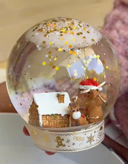 Jellystone DIY Christmas Snow Globe