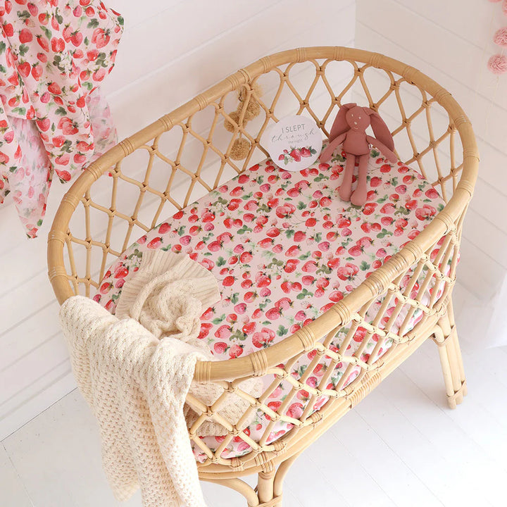 Snuggle Hunny Bassinet Sheet & Change Pad Cover - Strawberry