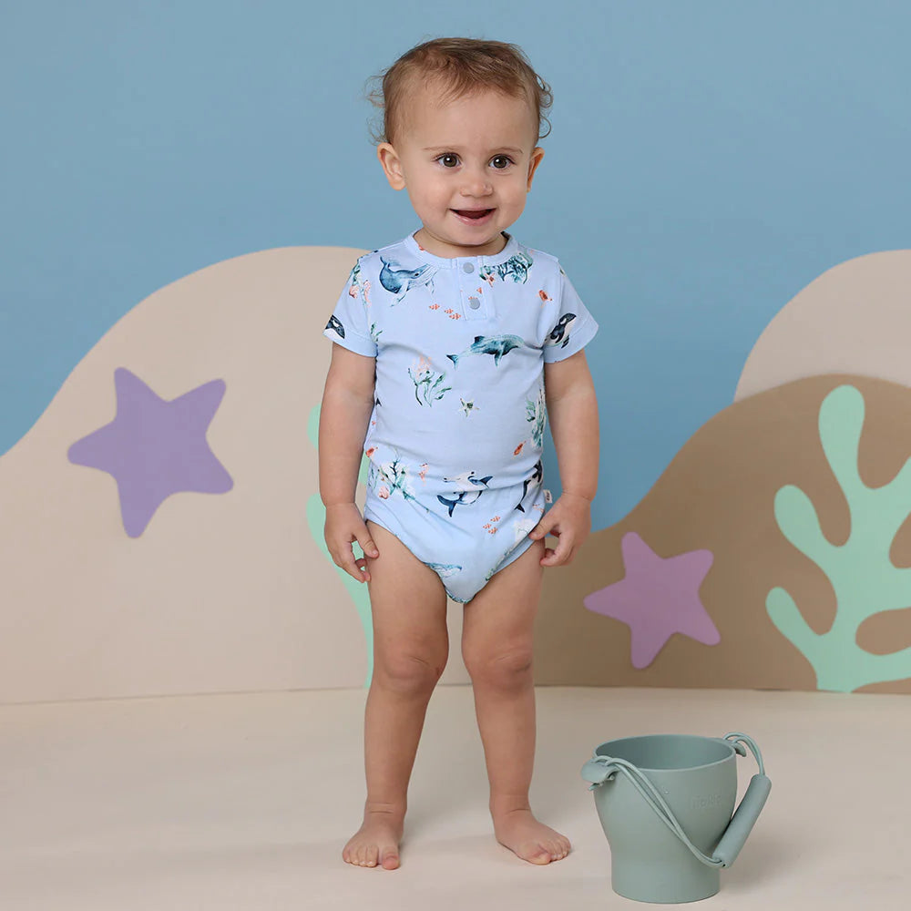 Snuggle Hunny Organic Short Sleeve Bodysuit - Blue Ocean