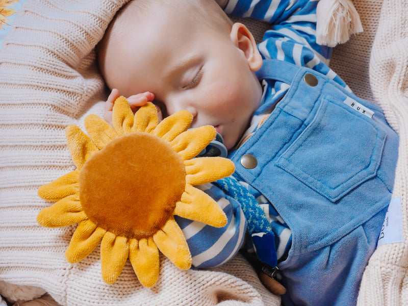 Tikiri Crinkle Scrunch Sensory Toy - Sunflower